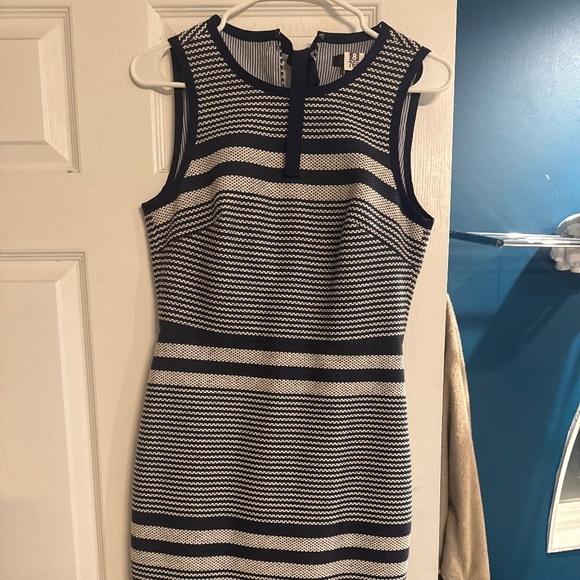Size 2 jcrew dress - Picture 1 of 1